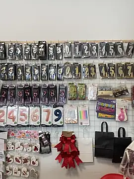 mewKate online show from April 2026 09:24:01 AM