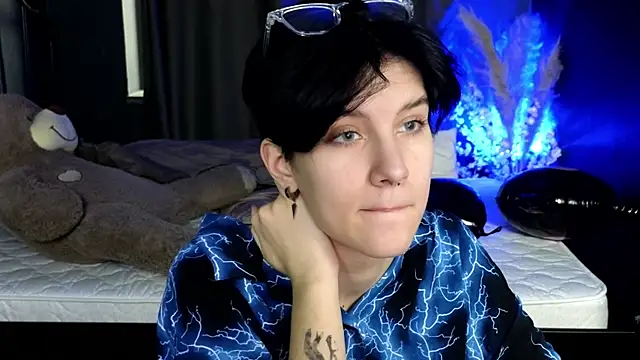 Snapshot of Hyeon_Jin chatting on March 2025 01:34:01 PM Hyeon Jin online show from March 2025 01:34:01 PM