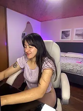 Snapshot of Camila_pinkk chatting on March 2025 08:11:02 PM Camila pinkk online show from March 2025 08:11:02 PM