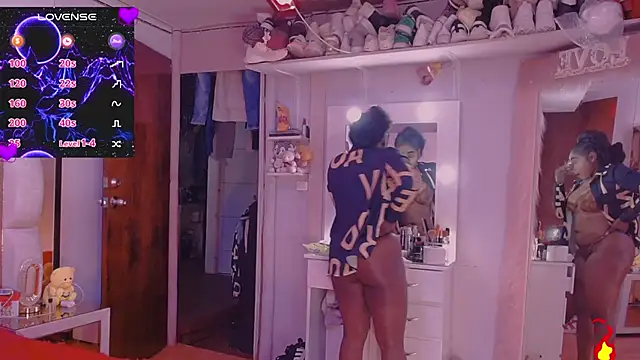 Snapshot of Aliana_Ross chatting on September 2025 08:25:02 AM Aliana Ross online show from September 2025 08:25:02 AM