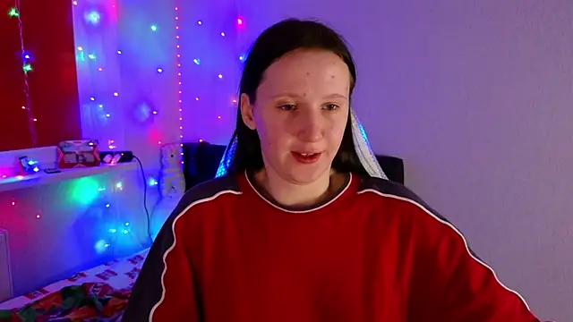 Snapshot of mon_lola chatting on January 2025 04:41:01 AM mon lola online show from January 2025 04:41:01 AM