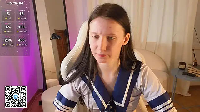 Snapshot of mon_lola chatting on January 2025 06:30:02 AM mon lola online show from January 2025 06:30:02 AM