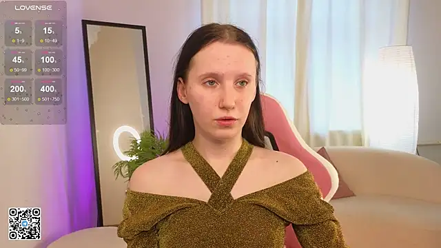 Snapshot of mon_lola chatting on February 2025 09:52:01 AM mon lola online show from February 2025 09:52:01 AM