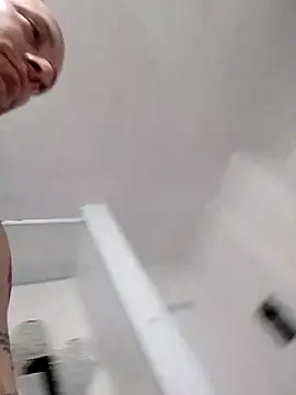 Snapshot of jayjay198080 chatting on March 2025 01:37:02 PM jayjay198080 online show from March 2025 01:37:02 PM