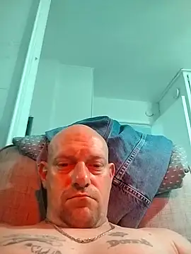 Snapshot of jayjay198080 chatting on March 2025 12:04:01 AM jayjay198080 online show from March 2025 12:04:01 AM