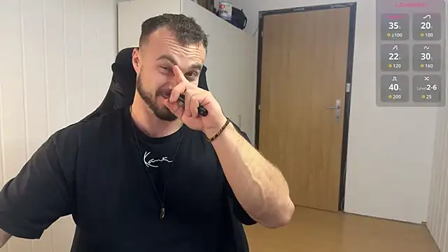 Snapshot of wannaseeyoursmile chatting on October 2025 11:14:02 AM wannaseeyoursmile online show from October 2025 11:14:02 AM