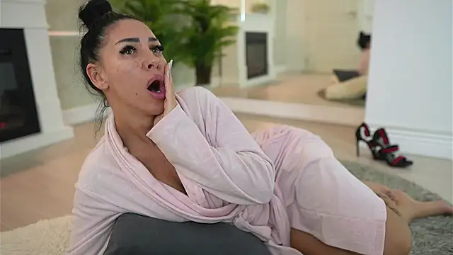 MyaBlack online show from April 2026 03:06:02 AM