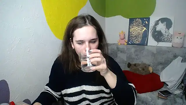 Snapshot of mini_girly chatting on January 2025 05:59:01 PM mini girly online show from January 2025 05:59:01 PM