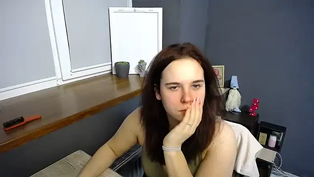 Snapshot of mini_girly chatting on January 2025 01:16:02 PM mini girly online show from January 2025 01:16:02 PM