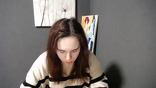 Snapshot of mini_girly chatting on March 2025 07:25:02 AM mini girly online show from March 2025 07:25:02 AM