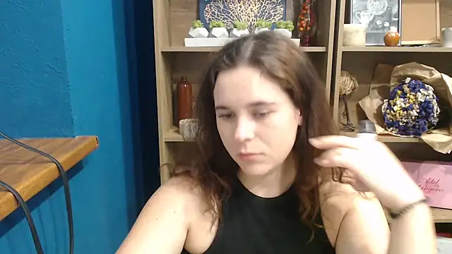 Snapshot of mini_girly chatting on September 2025 01:25:02 PM mini girly online show from September 2025 01:25:02 PM