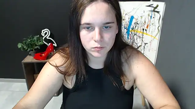 Snapshot of mini_girly chatting on September 2025 06:02:01 PM mini girly online show from September 2025 06:02:01 PM