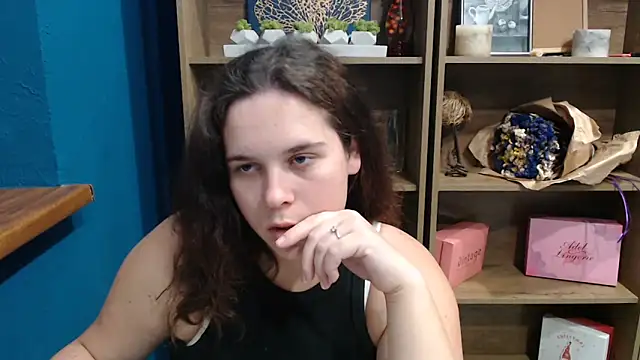 Snapshot of mini_girly chatting on October 2025 02:59:01 PM mini girly online show from October 2025 02:59:01 PM