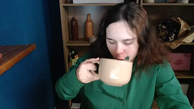 Snapshot of mini_girly chatting on October 2025 11:21:01 AM mini girly online show from October 2025 11:21:01 AM