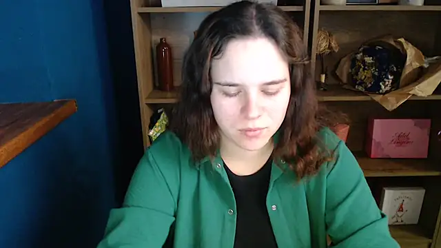 Snapshot of mini_girly chatting on October 2025 02:29:01 PM mini girly online show from October 2025 02:29:01 PM