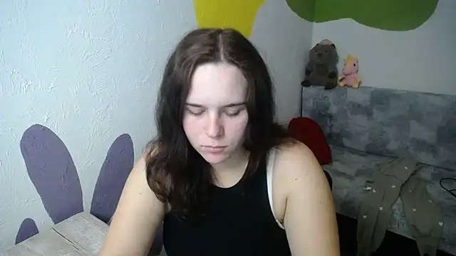 Snapshot of mini_girly chatting on October 2025 01:48:02 PM mini girly online show from October 2025 01:48:02 PM