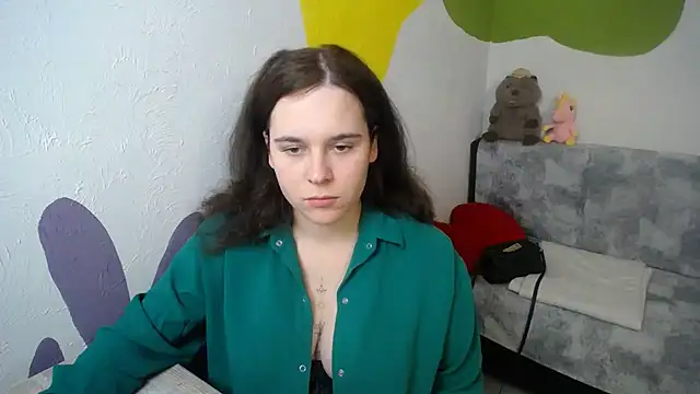 Snapshot of mini_girly chatting on October 2025 01:45:02 PM mini girly online show from October 2025 01:45:02 PM