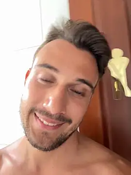 Snapshot of carvalhofelipe chatting on January 2025 08:07:01 PM carvalhofelipe online show from January 2025 08:07:01 PM