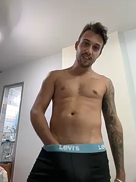 Snapshot of carvalhofelipe chatting on January 2025 10:22:01 PM carvalhofelipe online show from January 2025 10:22:01 PM