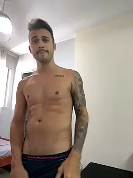 Snapshot of carvalhofelipe chatting on February 2025 02:43:02 PM carvalhofelipe online show from February 2025 02:43:02 PM