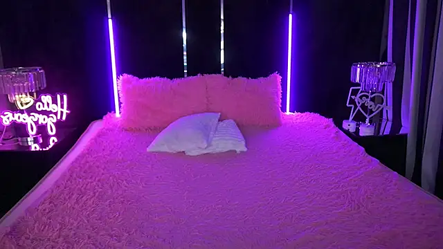 Marmeladkaaa online show from October 2025 01:29:02 PM