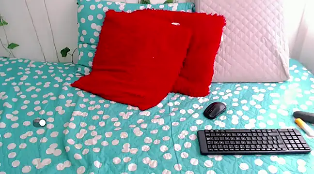 Snapshot of mia_grey01 chatting on January 2025 06:13:01 PM mia grey01 online show from January 2025 06:13:01 PM