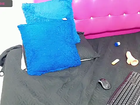 Snapshot of mia_grey01 chatting on February 2025 06:17:02 PM mia grey01 online show from February 2025 06:17:02 PM