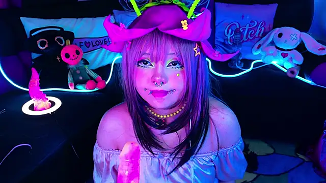 LaytonBox online show from October 2025 01:41:02 PM