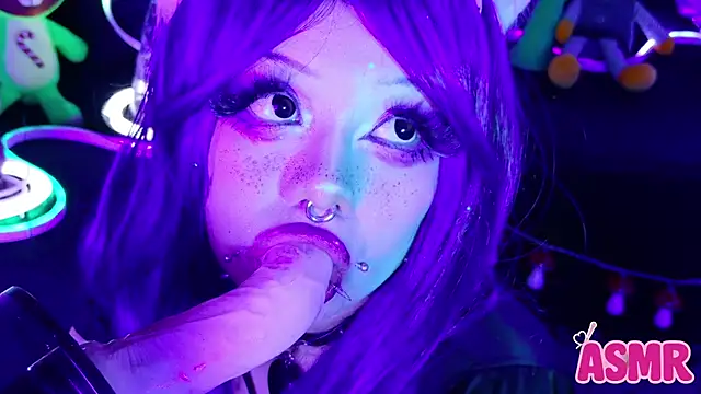 LaytonBox online show from November 2025 03:00:02 PM