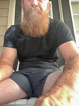 Snapshot of 32XRedBeard chatting on May 2026 11:37:01 AM 32XRedBeard online show from May 2026 11:37:01 AM