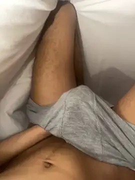 Snapshot of mdnn77 chatting on February 2025 11:37:01 PM mdnn77 online show from February 2025 11:37:01 PM