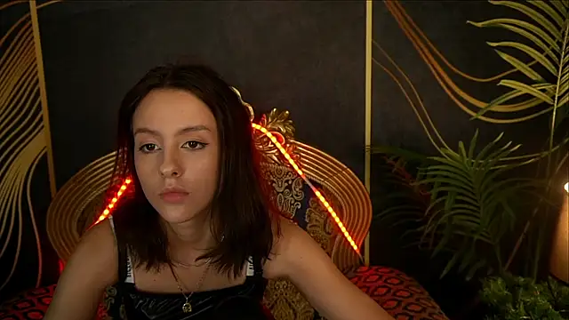 Snapshot of AnnaElys chatting on February 2025 01:11:01 PM AnnaElys online show from February 2025 01:11:01 PM