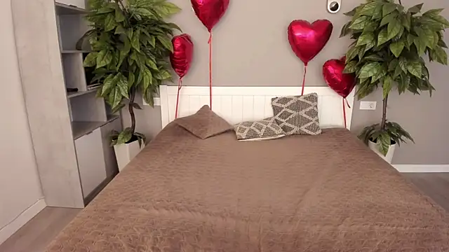 Snapshot of AnnaElys chatting on February 2025 09:20:02 PM AnnaElys online show from February 2025 09:20:02 PM