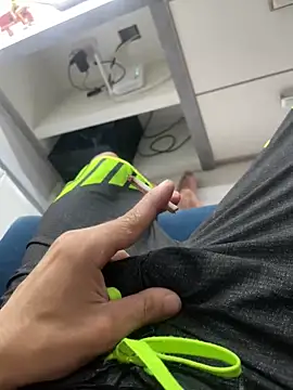 Snapshot of BCFZD chatting on February 2026 04:45:01 AM BCFZD online show from February 2026 04:45:01 AM