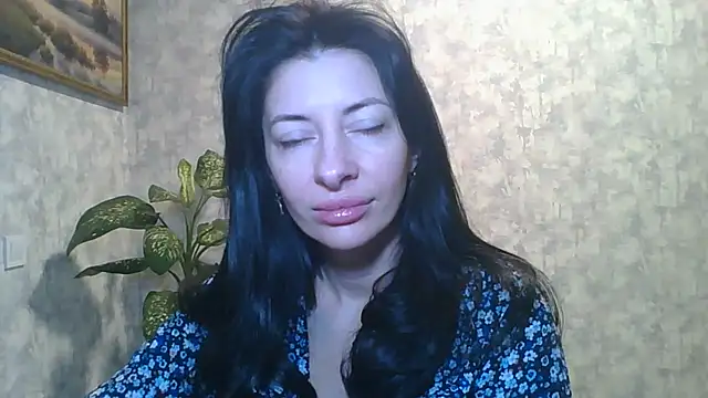 LissaBlossom online show from October 2025 04:44:01 AM