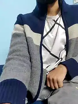 TOPMOON001 online show from February 2025 12:03:02 PM