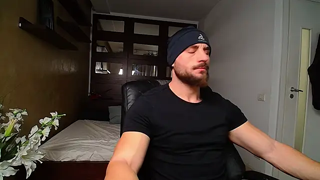 Snapshot of AdamJamesonn chatting on February 2025 06:07:02 AM AdamJamesonn online show from February 2025 06:07:02 AM