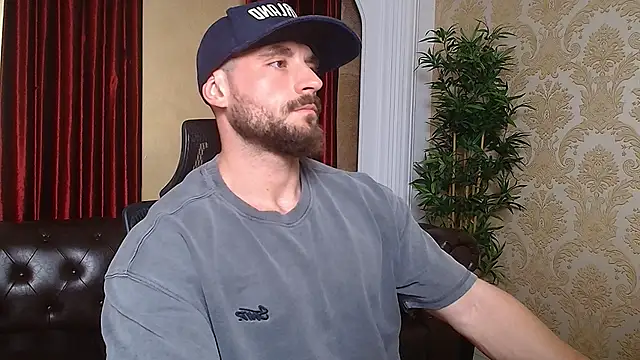 Snapshot of AdamJamesonn chatting on March 2025 11:34:02 AM AdamJamesonn online show from March 2025 11:34:02 AM