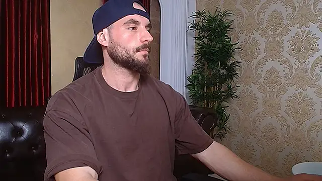 Snapshot of AdamJamesonn chatting on March 2025 09:19:02 AM AdamJamesonn online show from March 2025 09:19:02 AM