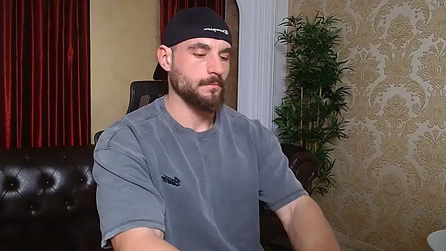 Snapshot of AdamJamesonn chatting on March 2025 05:45:02 AM AdamJamesonn online show from March 2025 05:45:02 AM