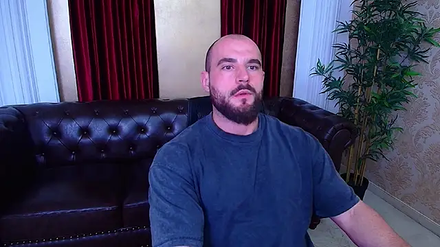 Snapshot of AdamJamesonn chatting on October 2025 05:07:02 AM AdamJamesonn online show from October 2025 05:07:02 AM