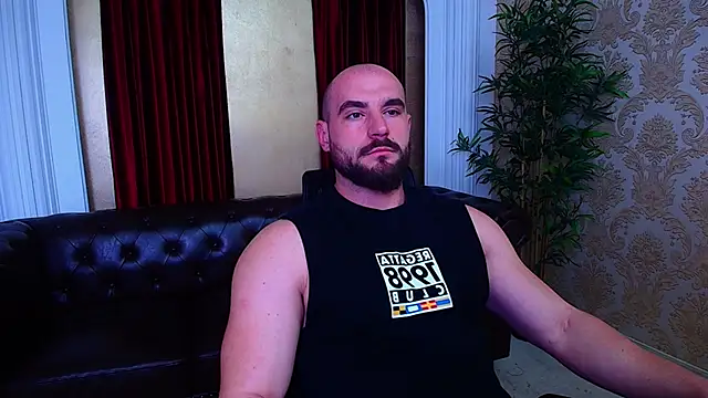 Snapshot of AdamJamesonn chatting on October 2025 04:35:01 AM AdamJamesonn online show from October 2025 04:35:01 AM