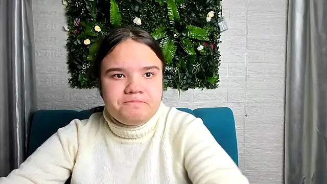 AdeleCruz online show from January 2025 04:11:01 PM