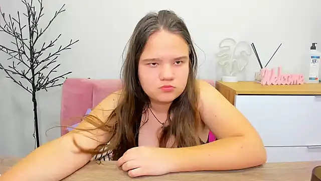 AdeleCruz online show from February 2025 04:35:02 PM