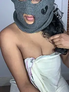 ArathyNambyarMallu online show from March 2025 06:23:02 PM