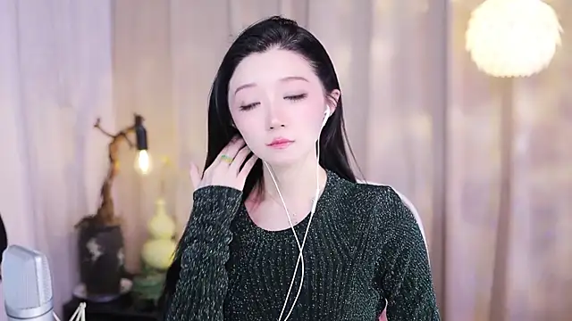 Zoe-99 online show from February 2026 02:11:02 PM