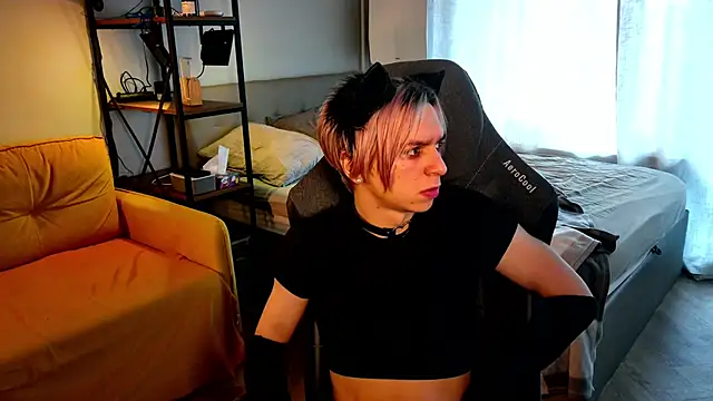 Snapshot of leon_yuugen chatting on January 2025 09:37:02 AM leon yuugen online show from January 2025 09:37:02 AM