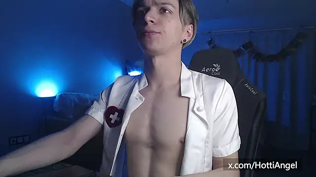 Snapshot of leon_yuugen chatting on November 2025 11:18:02 PM leon yuugen online show from November 2025 11:18:02 PM