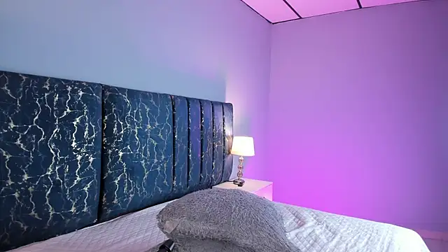 kathy bakerr online show from September 2025 08:08:01 PM