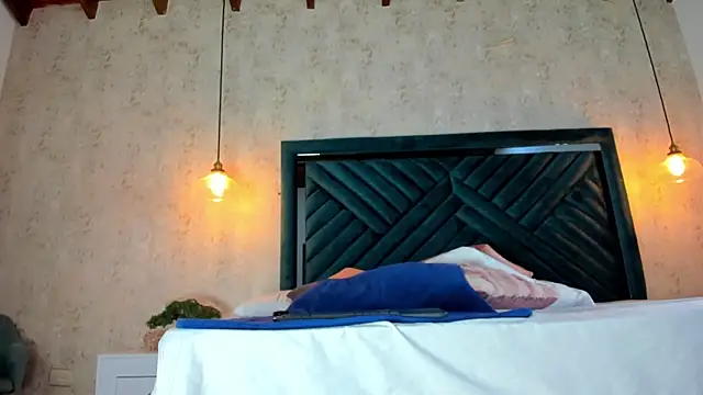 Marttina Ruiz online show from March 2025 07:49:02 PM